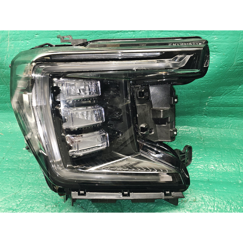 84898702 GMC Yukon XL Denali Full LED Headlight Assembly (Right) 2021-2024
