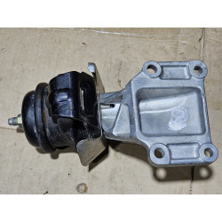 11220-CD002 Nissan 350Z Right Engine Bracket Mount 2003-2008 11232-AF400