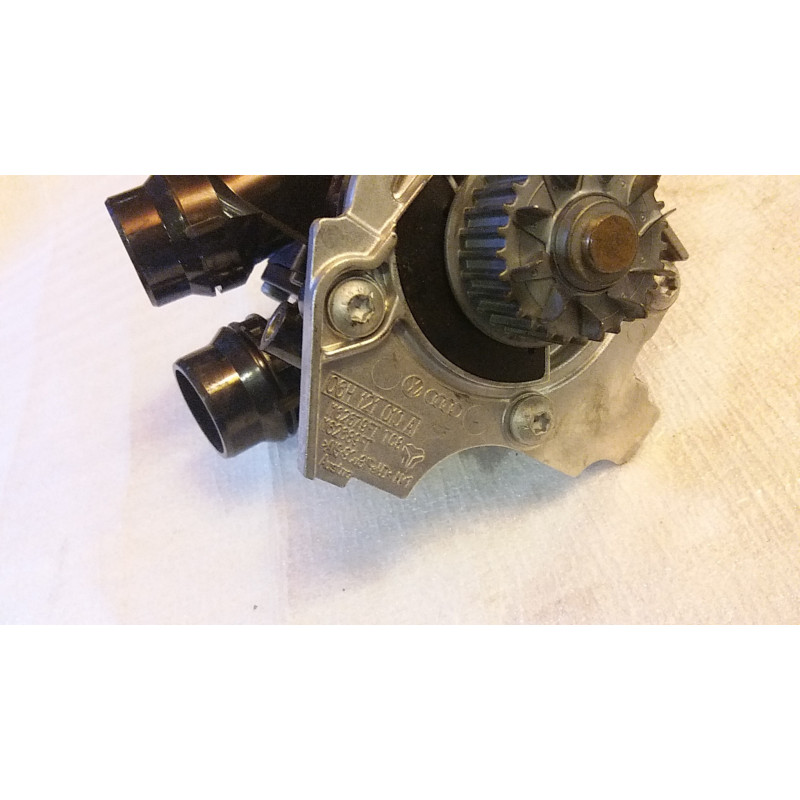 06H121026DD Audi A3 Water Pump 2009-2017 06H121010A