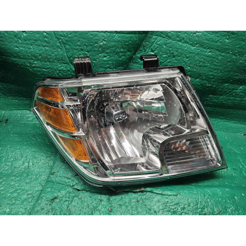 26010-ZL40A Nissan Frontier Right Headlight 2009-2021 26010-ZL40B
