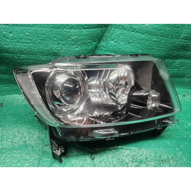 68186712AA Jeep Compass Right Halogen Headlight 2014-2016 68186712AC