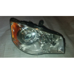 05113334AD Chrysler Town & Country Right Xenon Headlight 2008-2016