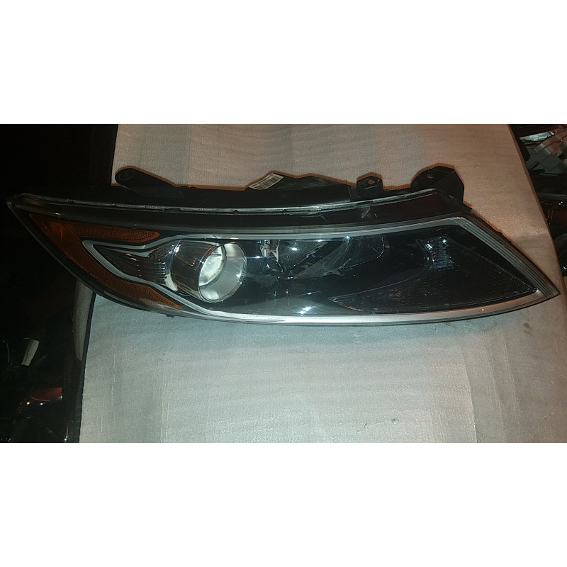 92102-4U020 Kia Optima Right Halogen Headlight 2011-2013
