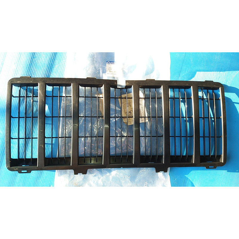 55156894AB Jeep Liberty Grill Insert 2005-2007