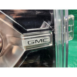 87818235 GMC Canyon Right LED Headlight 2023-2025 86584230