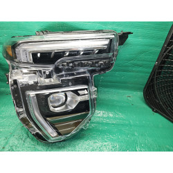 87818235 GMC Canyon Right LED Headlight 2023-2025 86584230