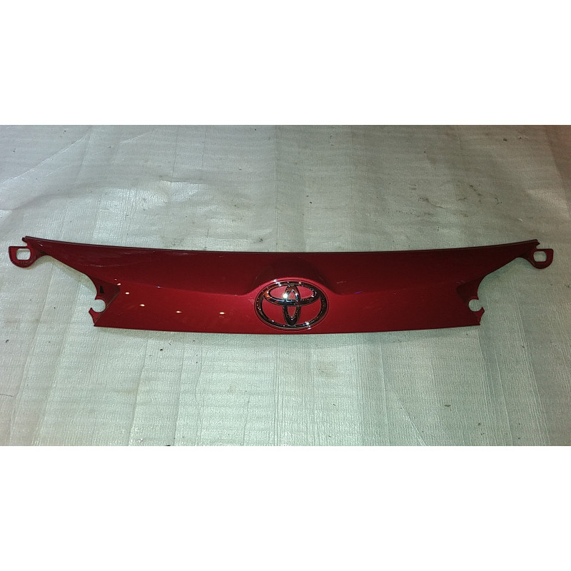 76801-0R010 Toyota RAV4 Rear Tailgate Trim Liftgate Panel 2013-2017