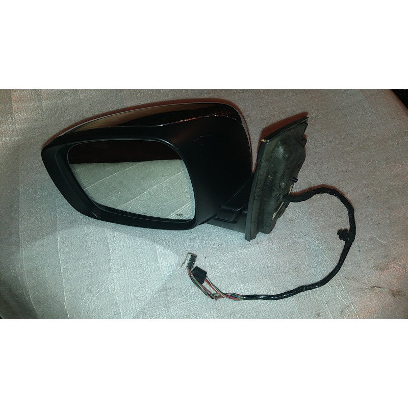 05113325AA Chrysler Town & Country left chrome auto-dim memory turn signal
