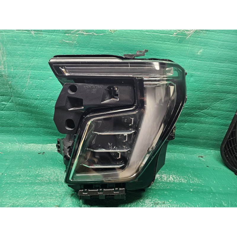 84869678 GMC Yukon Left Full LED Headlight 2025-2026 13520414