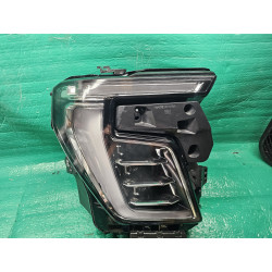 84869679 GMC Yukon Right Full LED Headlight 2025-2026 13526414