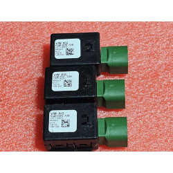 5Q0035726 Volkswagen USB Audio Auxiliary Input Port