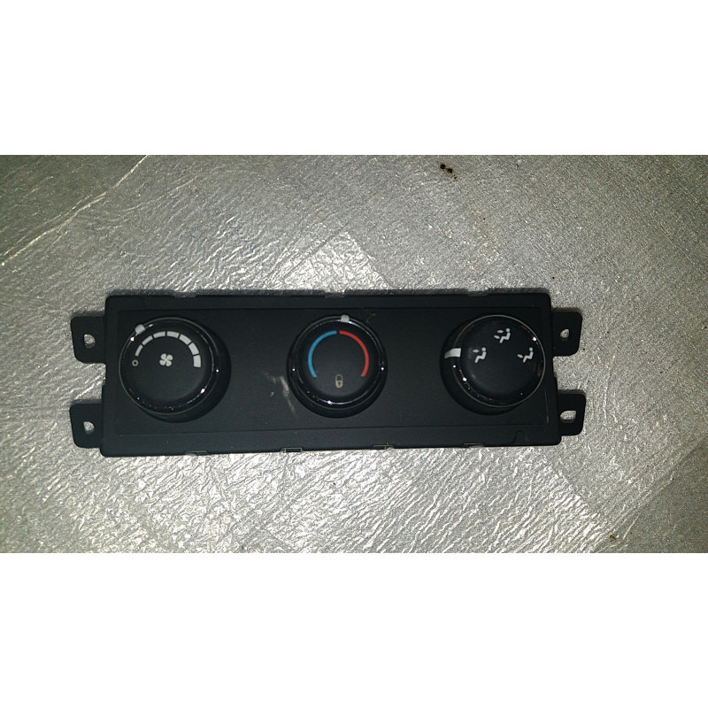 55111967AA Chrysler Town & Country Rear Heater AC Climate Control 2010-2012
