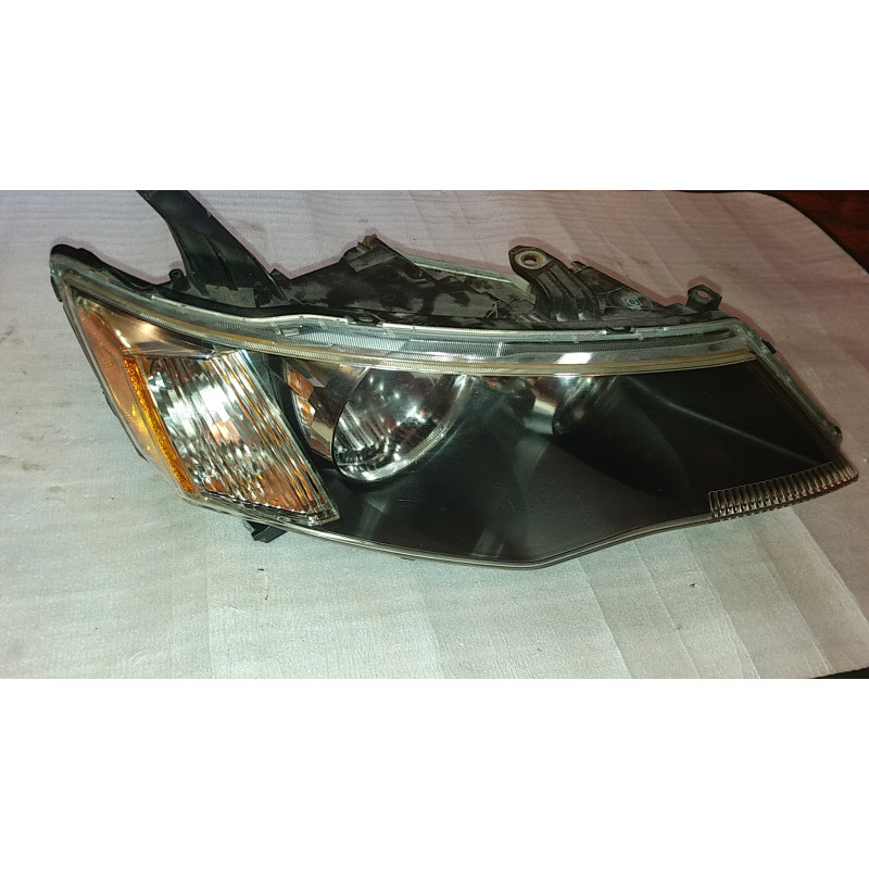 8301A918 Mitsubishi Outlander RIGHT HEADLIGHT 2007-2009