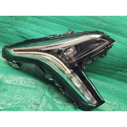 84761681 Cadillac XT4 Right LED Headlight 2019-2023 86825713