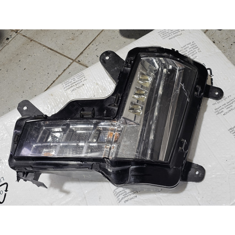 23239231 Cadillac Escalade Left Fog LED Lamp 2015-2020 84575577
