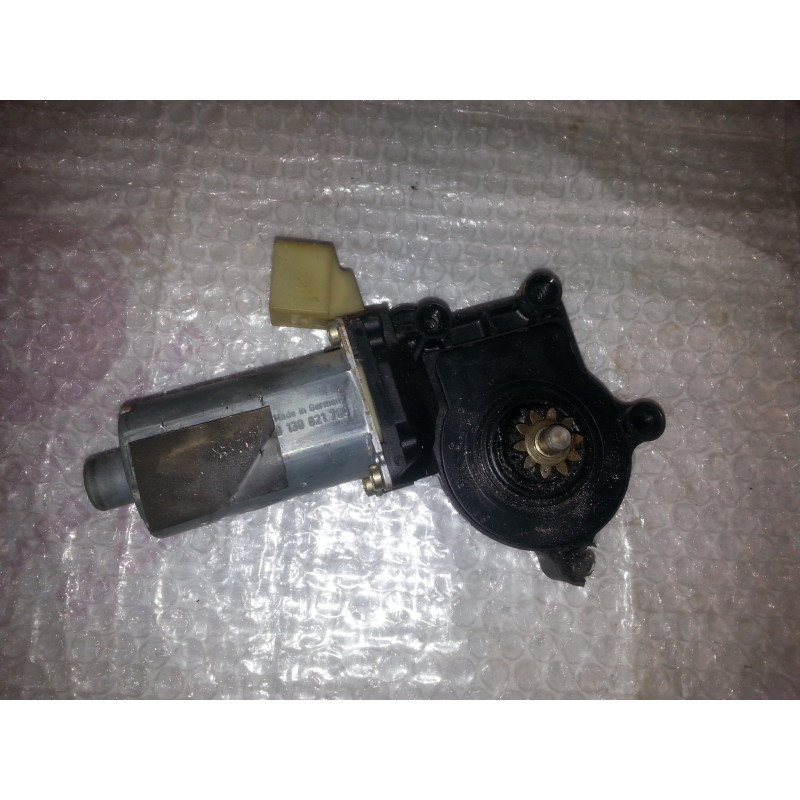 Volvo S60 Left Front Door Window Motor 2000-2009 | S80, V70, XC70