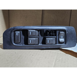 Hummer H3 Left Window Control Switch 2004-2012 | Chevrolet Colorado