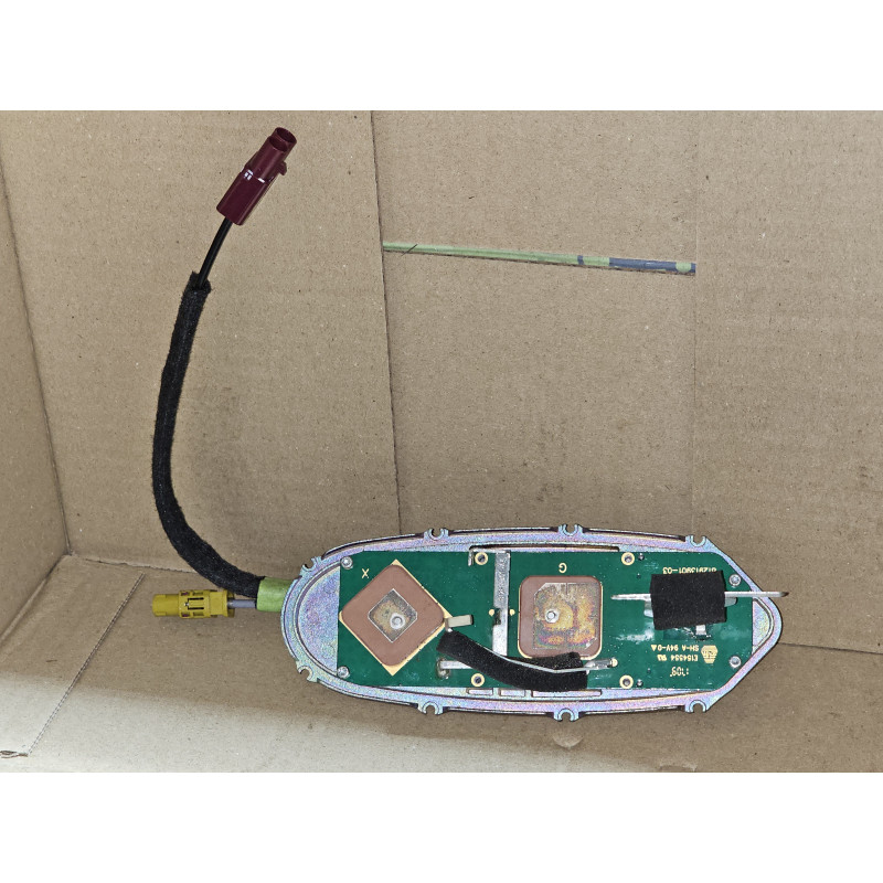 84262627 Cadillac Roof Shark GPS Radio Antenna