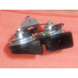05026994AB Jeep Grand Cherokee High/Low Tone Horns 2005-2010 05026994AD