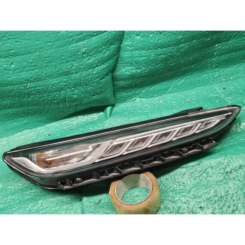 92208-J9010 Hyundai Kona Right LED Daytime Running Headlight 2018-2021