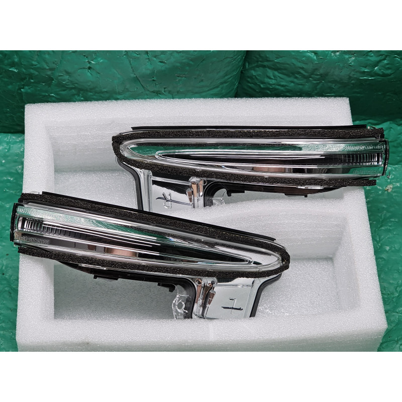 81730-58010 Toyota RAV4 Mirror LED Turn Signal Lamp 2016-2023 81740-58010