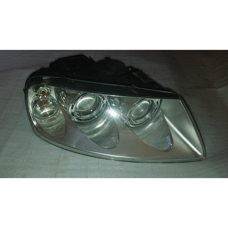 7L6941016BQ Volkswagen Touareg Right Xenon Headlight 2004-2007