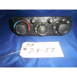 7820A219HA Mitsubishi Endeavor AC Heater Control 2006-2011