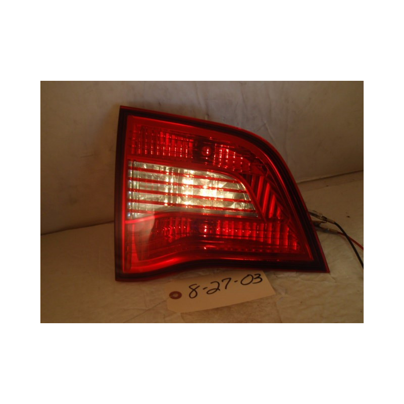 04575871AA Volkswagen Routan Left Trunk Lift Gate Tail Lamp 2009-2014