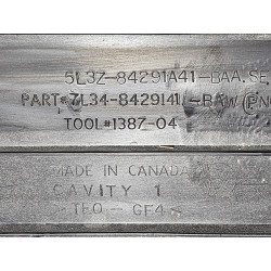 9L34-8429141-ACW Lincoln Mark LT Left Bed Rail Molding 2006-2008