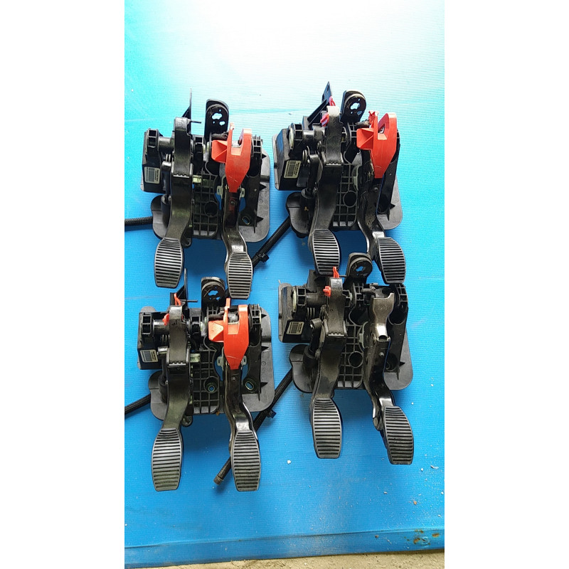 5340304900 Fiat 500 Brake Gas Pedals And Clutch 2012-2016