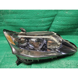 81130-75030 Lexus HS Right Halogen Headlight 2010-2012