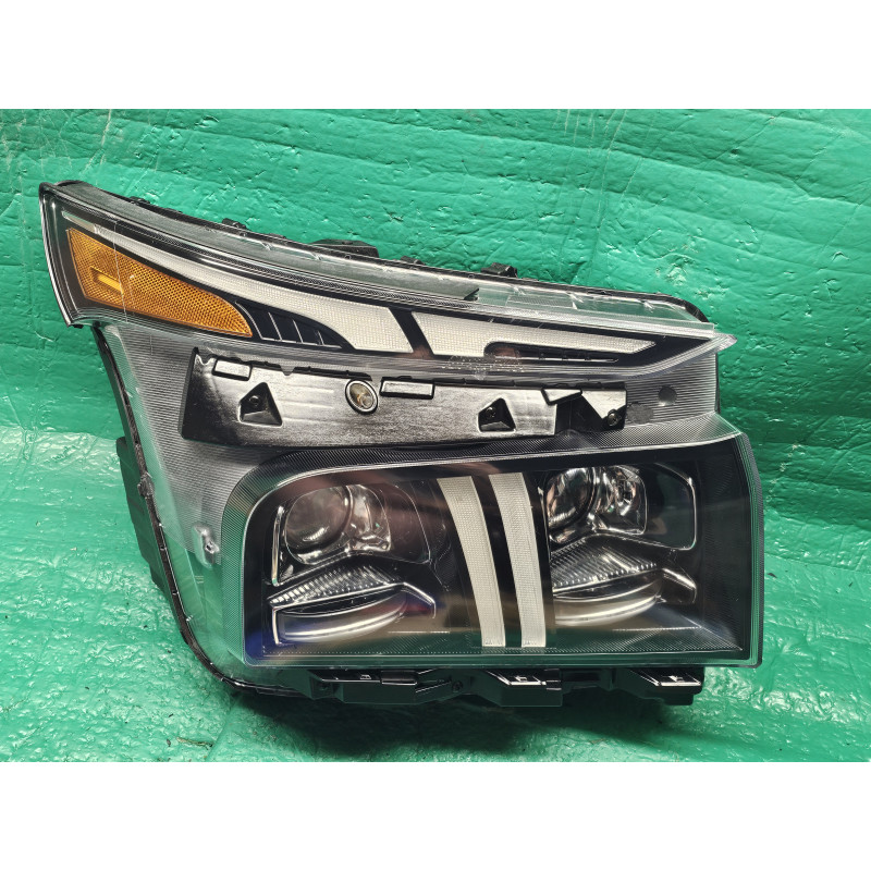 92102-S2600 Hyundai Santa Fe Right Full LED Headlight 2021-2023