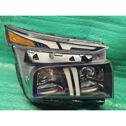92102-S2600 Hyundai Santa Fe Right Full LED Headlight 2021-2023