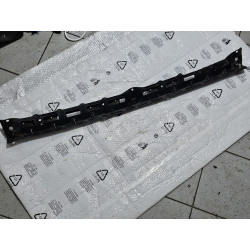 52506-0C050 Toyota Tundra Front Center Upper Retainer Bracket Panel