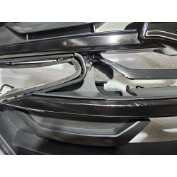 3CN853653E Volkswagen Atlas Cross Sport Front Bumper Grille 2024