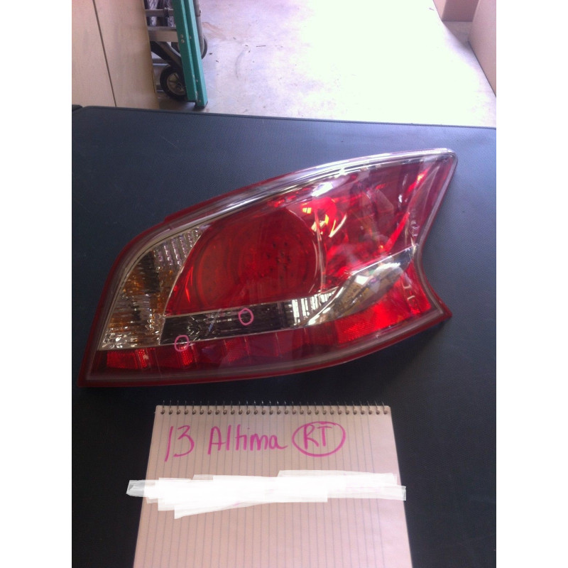 26550-3TG0B Nissan Altima Right LED Taillight 2013-2015