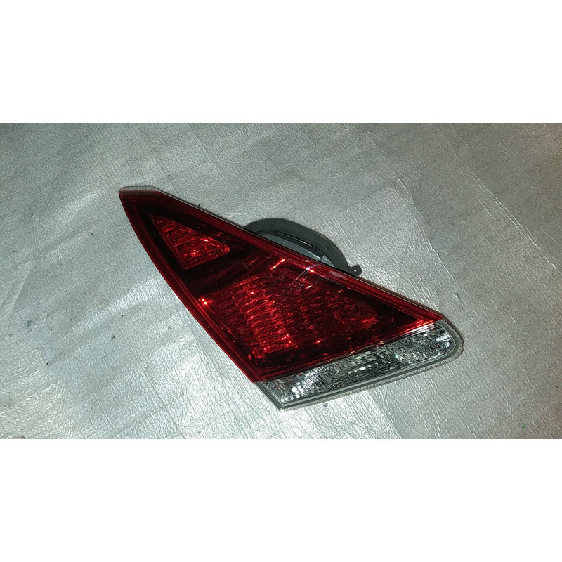 81590-0T010 Toyota Venza Left Inner Tail Lamp 2009-2014