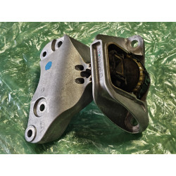 11210-6LB0C Nissan Sentra Right Engine Mount Bracket 2020-2025 11210-6LB3A