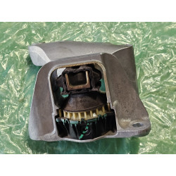 11210-6LB0C Nissan Sentra Right Engine Mount Bracket 2020-2025 11210-6LB3A