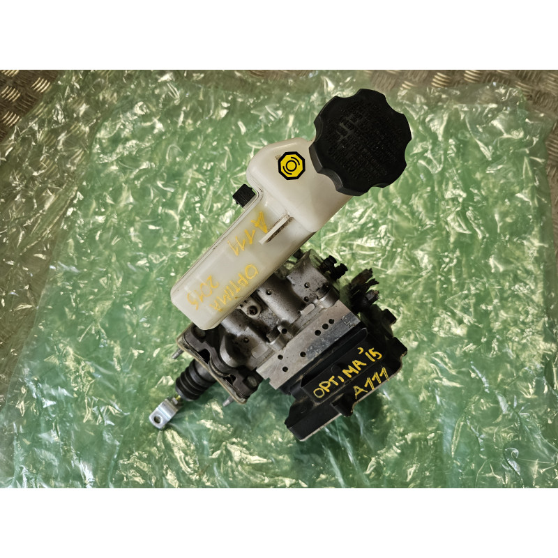 58500-4U700 Kia Optima Hybrid Brake Master Cylinder 2014-2016 58500-4U701