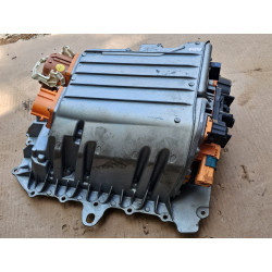 4KE915250B Audi e-tron Drive Motor Battery Pack Control Module Junction Box