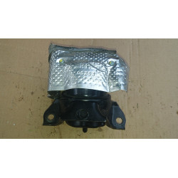 23466349 Cadillac Escalade Right Engine Mount Bracket 2015-2020 84175582