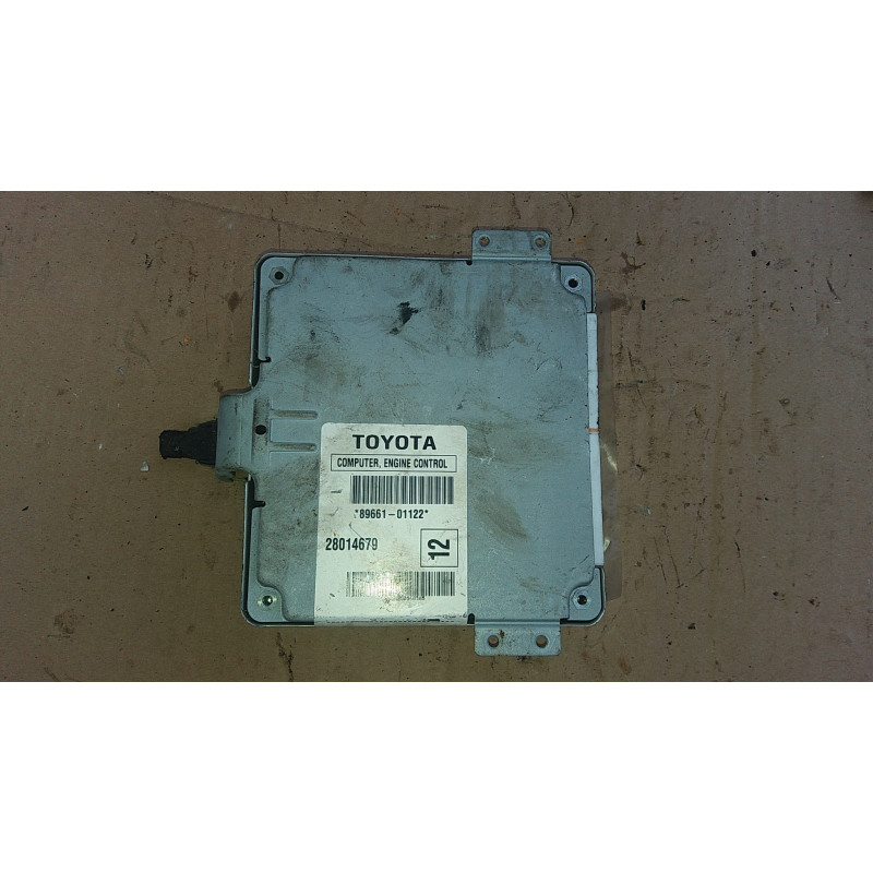 89661-01122 Toyota Matrix Engine Computer 2005-2007