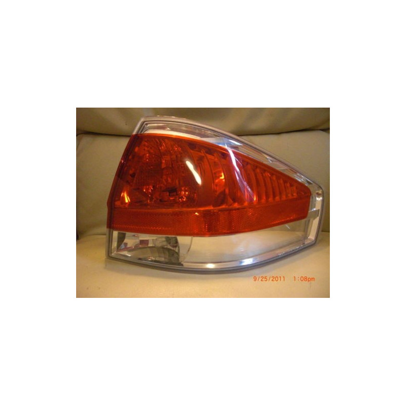 8S43-13B504-A Ford Focus Right Tail Lamp 2008-2010 8S4X-13440-A