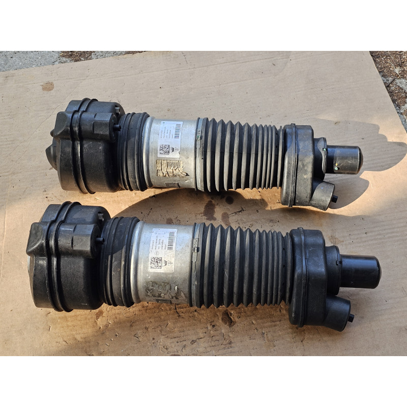 9Y0616040B Porsche Cayenne Front Right Air Shock Strut 2017-2022 9Y0616040E
