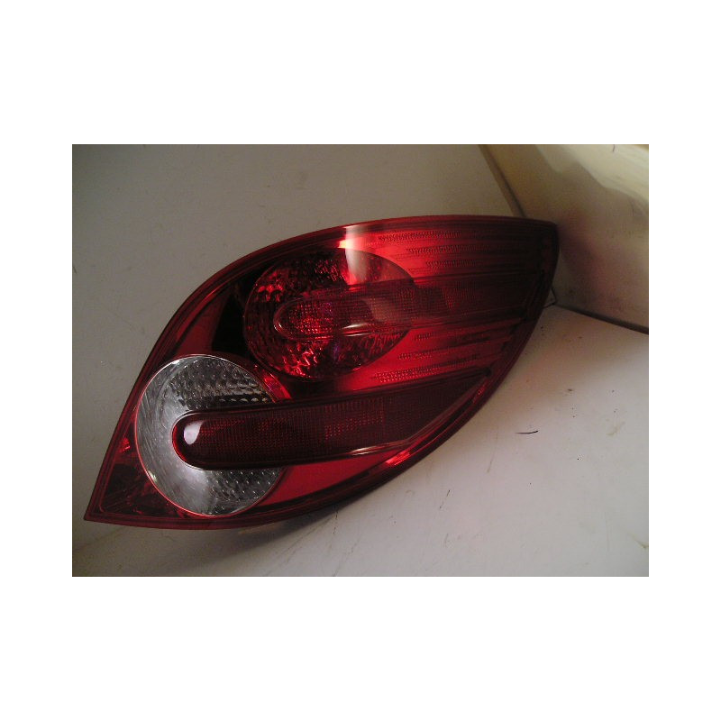 2518201064 Mercedes-Benz R-Class Right Tail Lamp 2006-2008