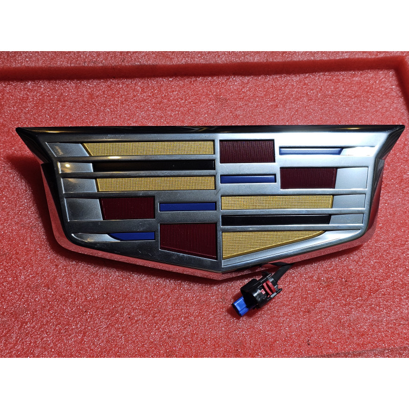 84380084 Cadillac Escalade Rear Tailgate Trunk Release Switch Emblem