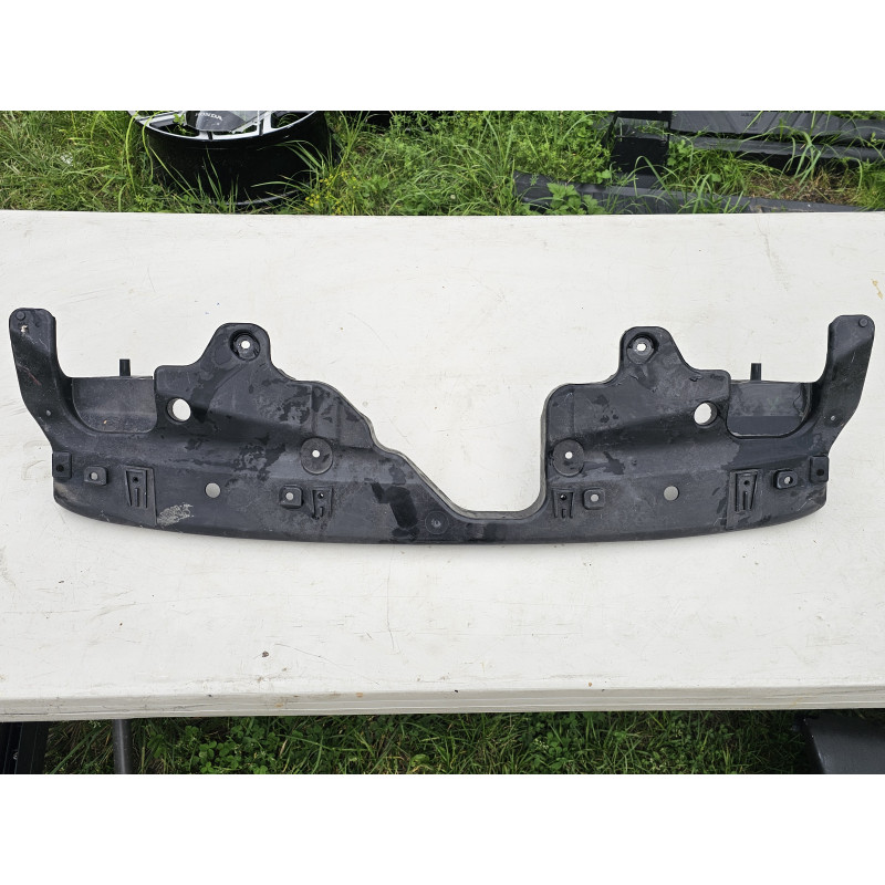DR33-8C371-AJ Ford Mustang Front Bumper Grille Closure Panel 2013-2014