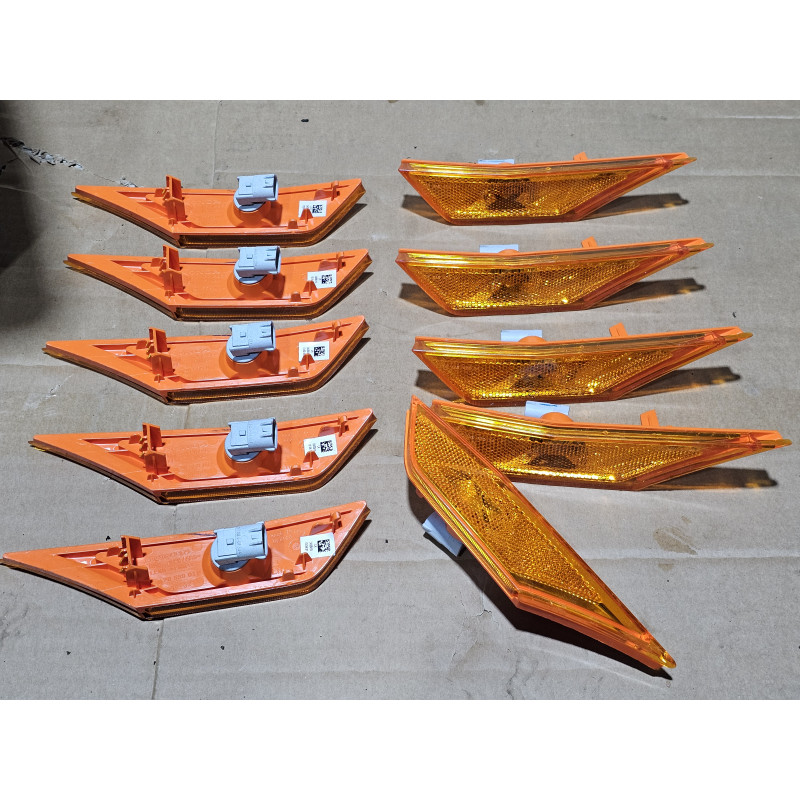 33850-TBA-A02 Honda Civic Left Front Fender Reflector Marker Light Lamp