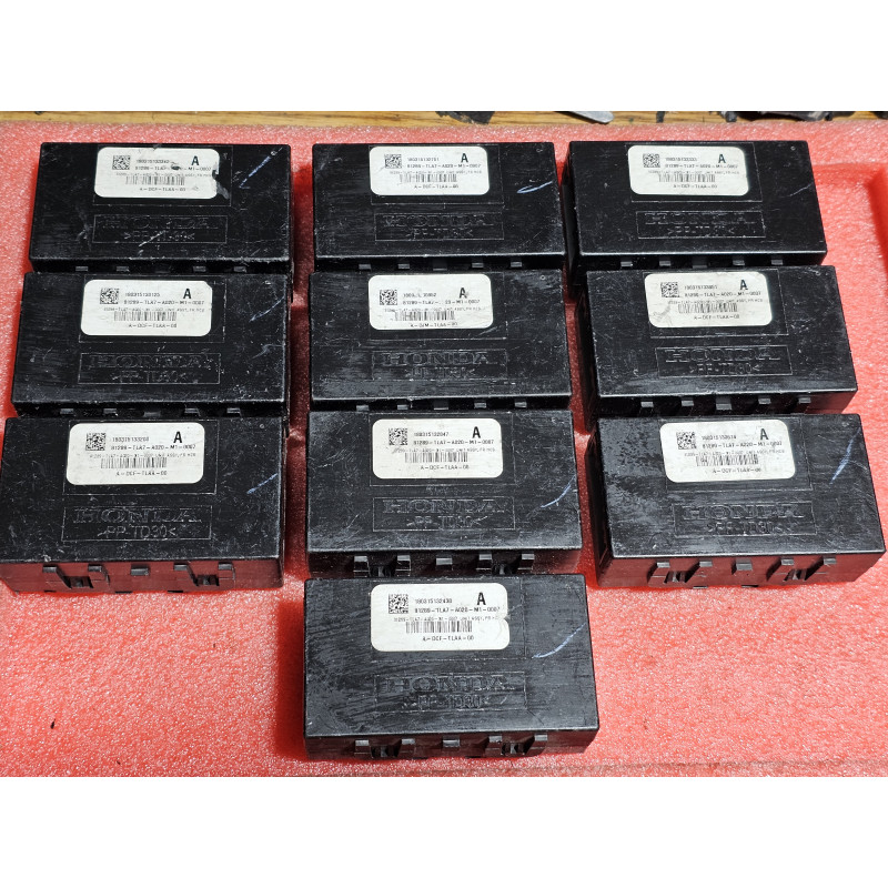 81289-TLA7-A020-M1 Honda CR-V AC Front Seat Heater Control Module 2019-2022